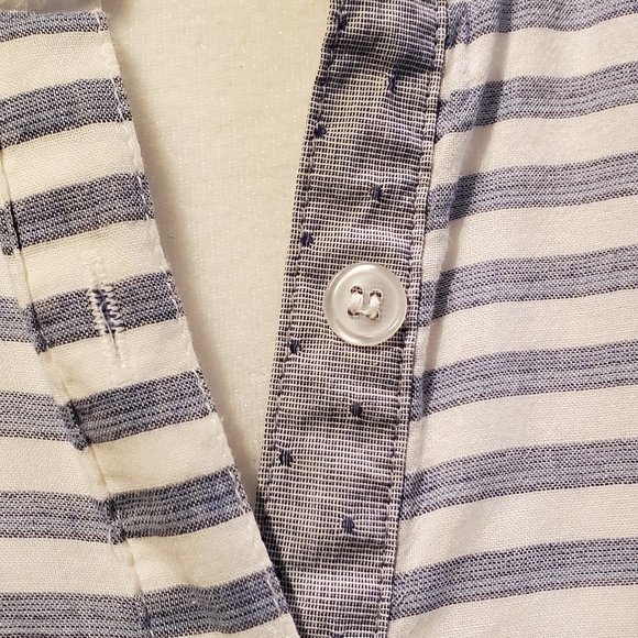 Long arm stripped Shirt - Picture 3 of 6